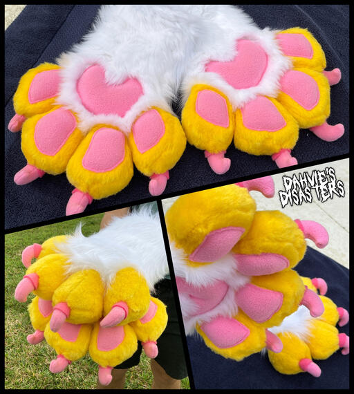 PUFFY CAT PAWS | 2022