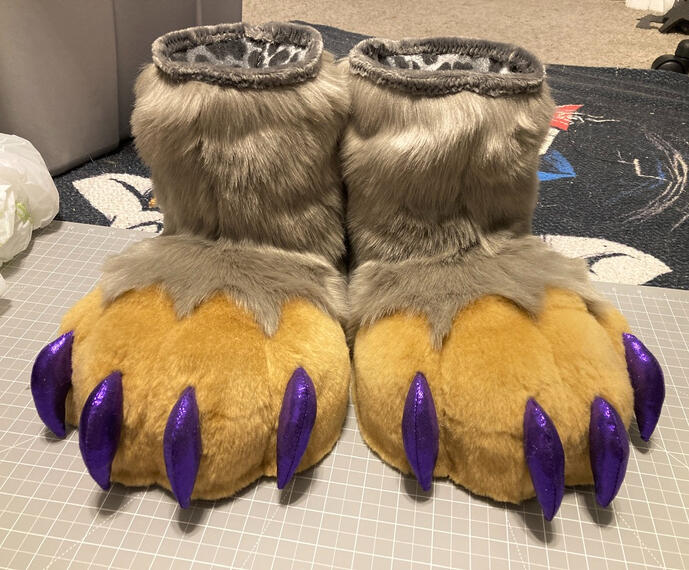 Feetpaws | 2025